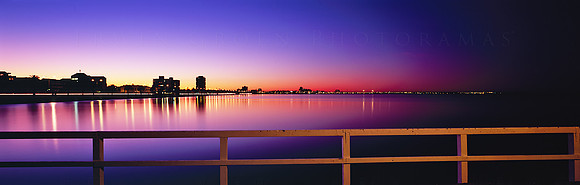 Middle Park Jetty, Victoria, Australia, Photography by Erwin Groen