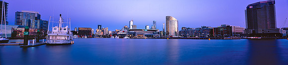 Melbourne Docklands, Victoria, Australia, Photography by Erwin Groen