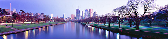 Melbourne City Yarra River,Victoria, Australia, Photography by Erwin Groen
