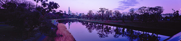 Morning At The Yarra, Melbourne, Australia, Photography by Erwin Groen